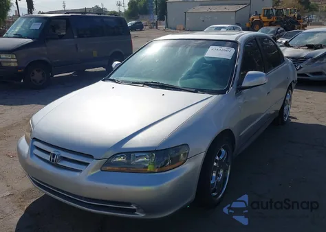2002 Honda Accord 2.3 Ex/2.3 Se z USA, uszkodzony, nr VIN 1HGCG66862A106900